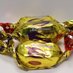 “Swallow” creamy cocoa filling candy